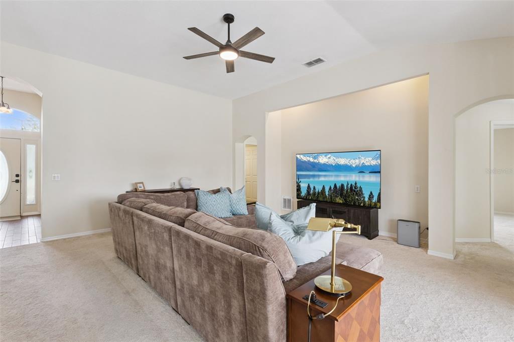 14313 ROXSHIRE DRIVE gallery image #7