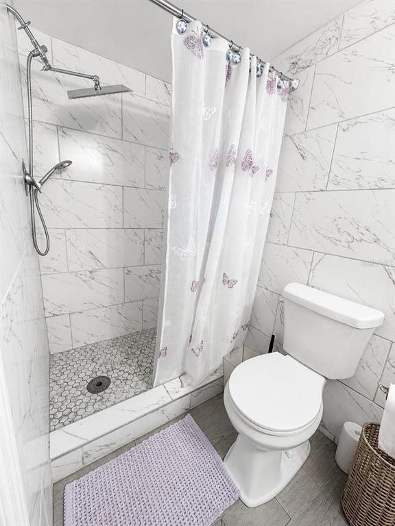 2906 FIELDCREST COURT gallery image #13
