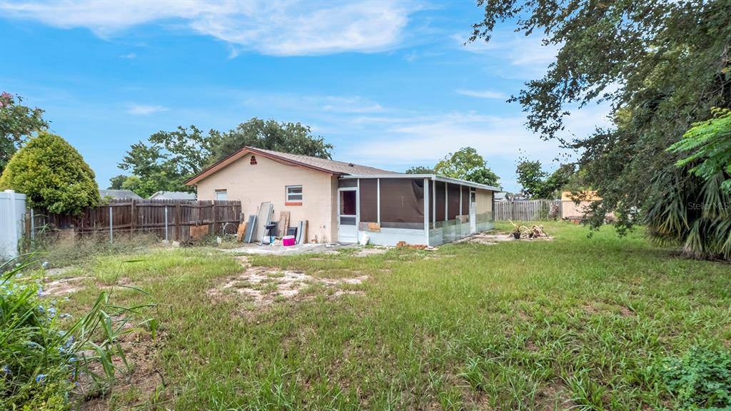 2906 FIELDCREST COURT gallery image #17