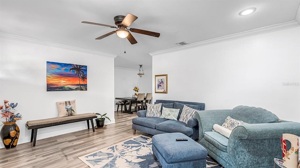 2906 FIELDCREST COURT gallery image #2