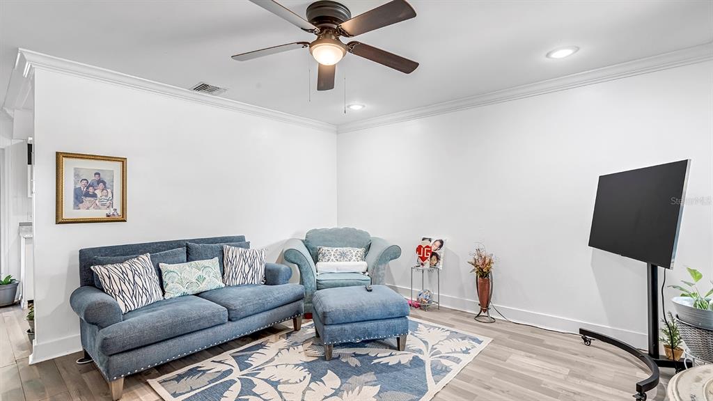 2906 FIELDCREST COURT gallery image #4