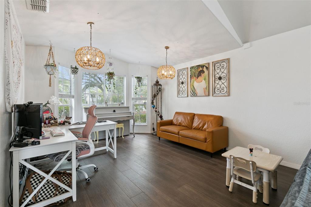 7800 SAINT GILES PLACE gallery image #12