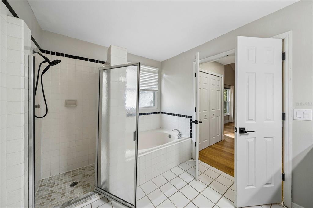 1714 CYPRESS RIDGE DRIVE gallery image #18