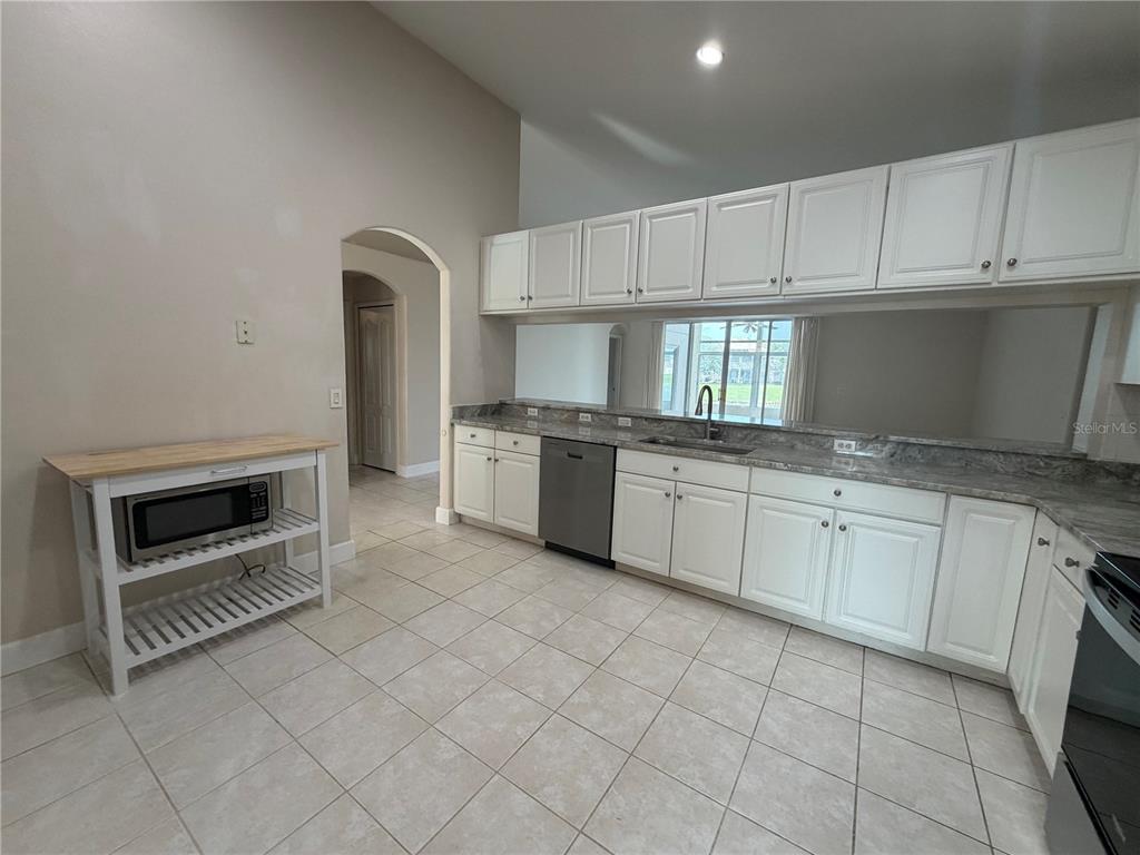 731 FORESTGREEN COURT gallery image #13