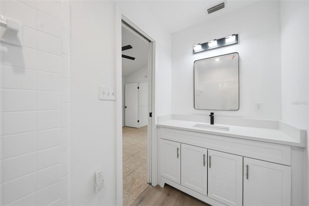 6113 BEAUMONT AVENUE gallery image #16