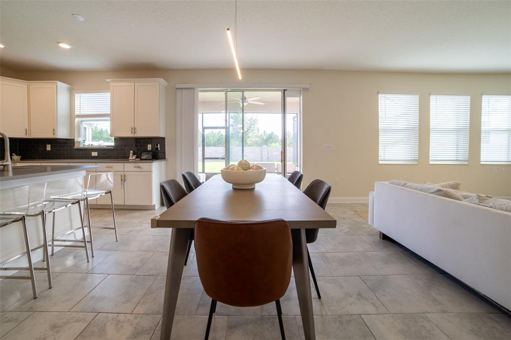 11109 SWEETGUM WOODS DRIVE gallery image #12