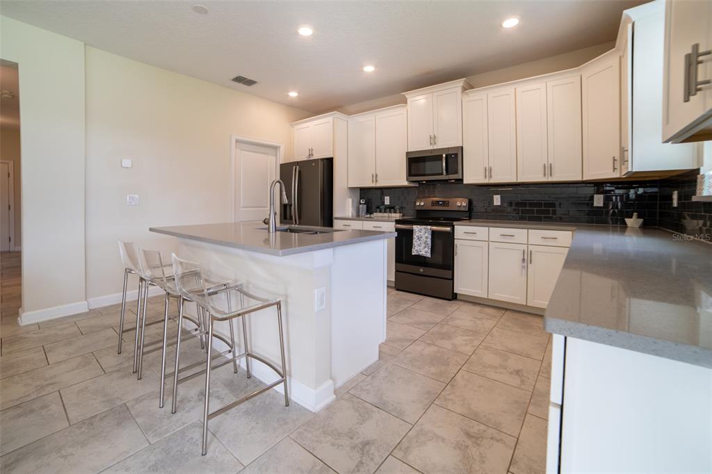 11109 SWEETGUM WOODS DRIVE gallery image #19
