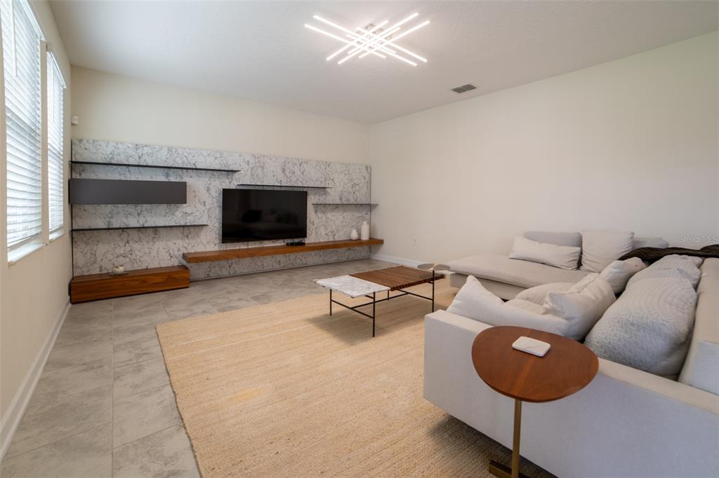 11109 SWEETGUM WOODS DRIVE gallery image #7