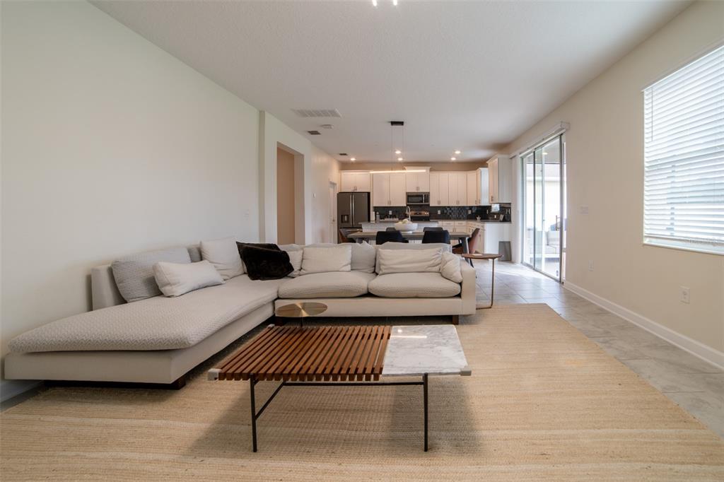 11109 SWEETGUM WOODS DRIVE gallery image #9