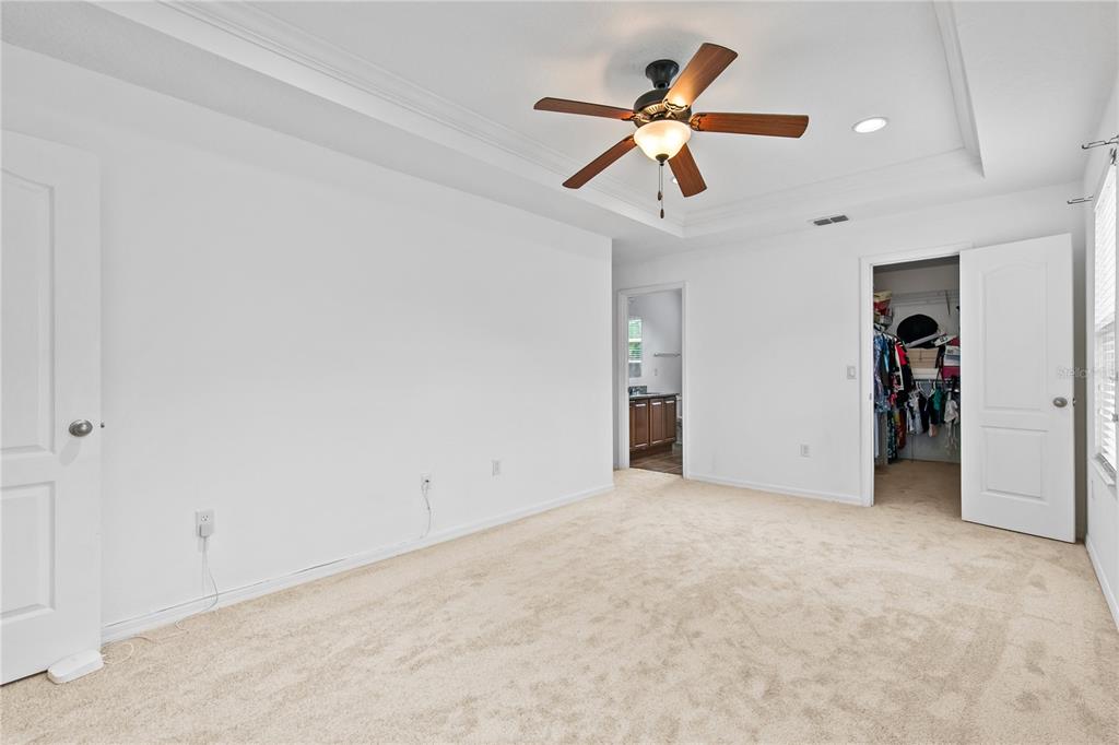 8830 ISLA BELLA DRIVE gallery image #16