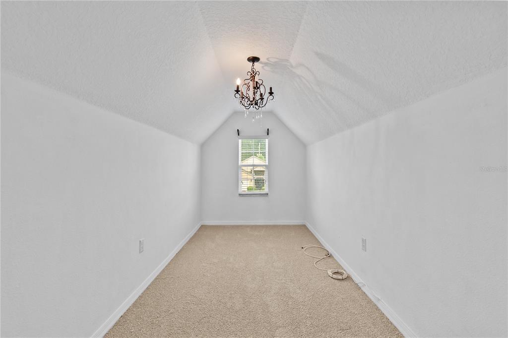 8830 ISLA BELLA DRIVE gallery image #17