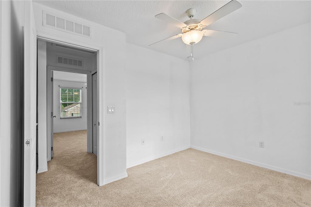 8830 ISLA BELLA DRIVE gallery image #24