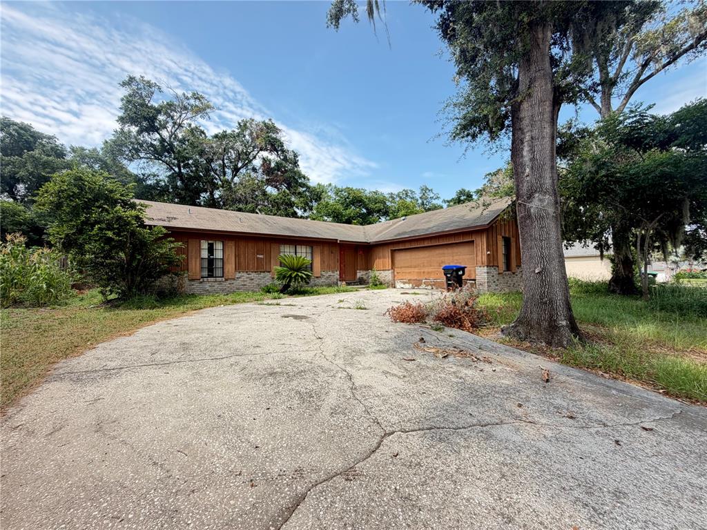 6234 SPARLING HILLS CIRCLE gallery image #2