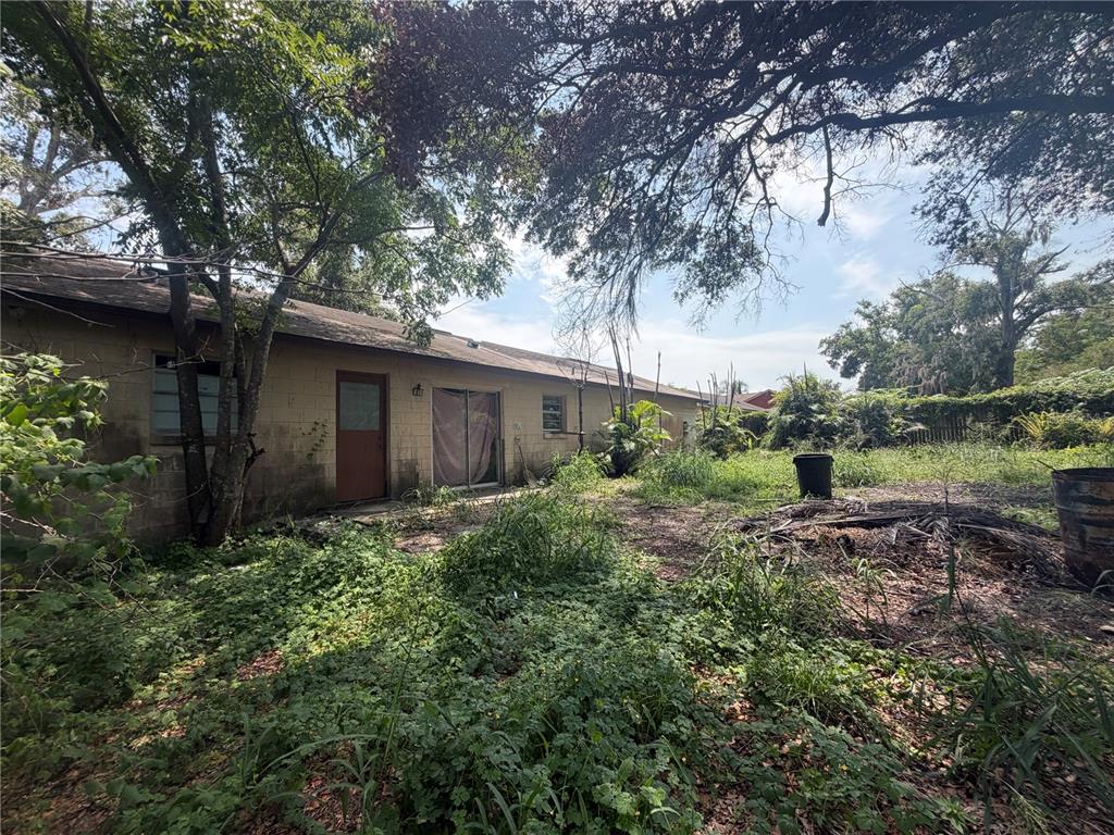 6234 SPARLING HILLS CIRCLE gallery image #9