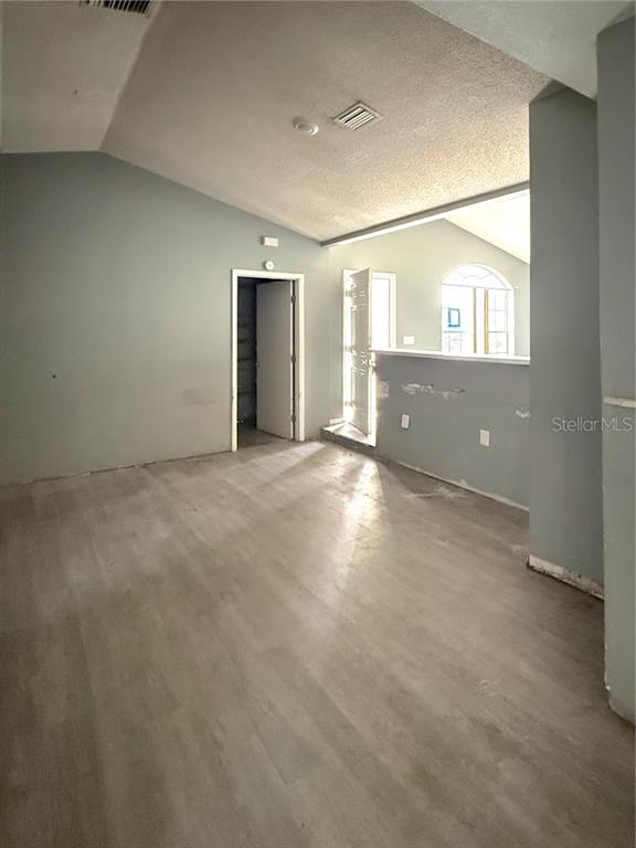 6313 LIVEWOOD OAKS DRIVE gallery image #12