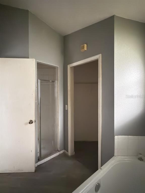 6313 LIVEWOOD OAKS DRIVE gallery image #16
