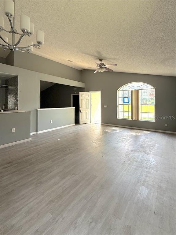 6313 LIVEWOOD OAKS DRIVE gallery image #4