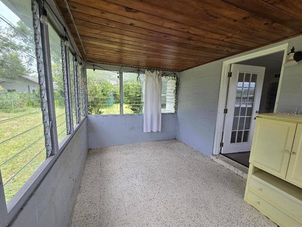 5762 DOGWOOD DRIVE gallery image #20