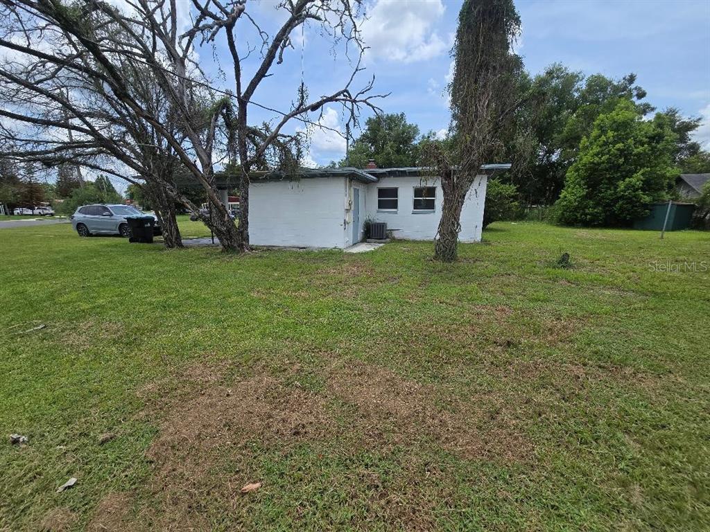 5762 DOGWOOD DRIVE gallery image #5