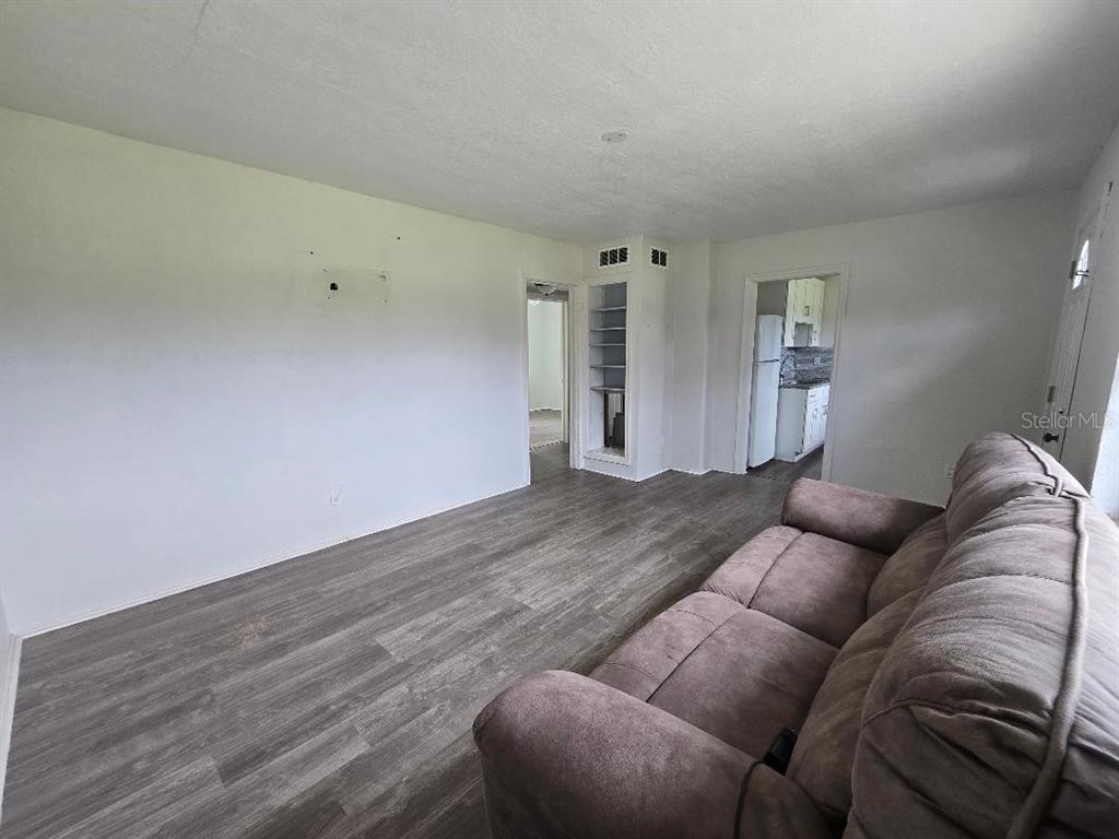 5762 DOGWOOD DRIVE gallery image #8
