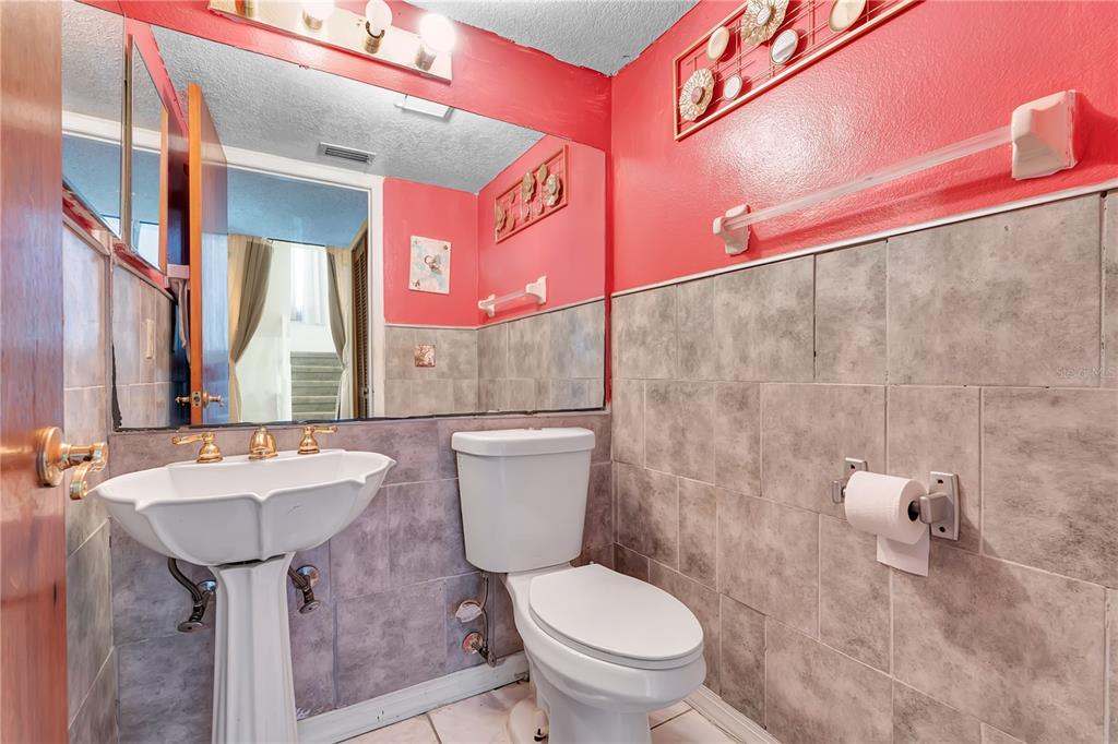 9824 SURREY RIDGE ROAD gallery image #10