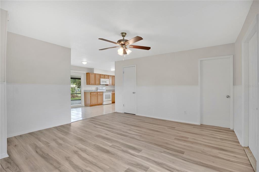 130 KASEY DRIVE gallery image #7