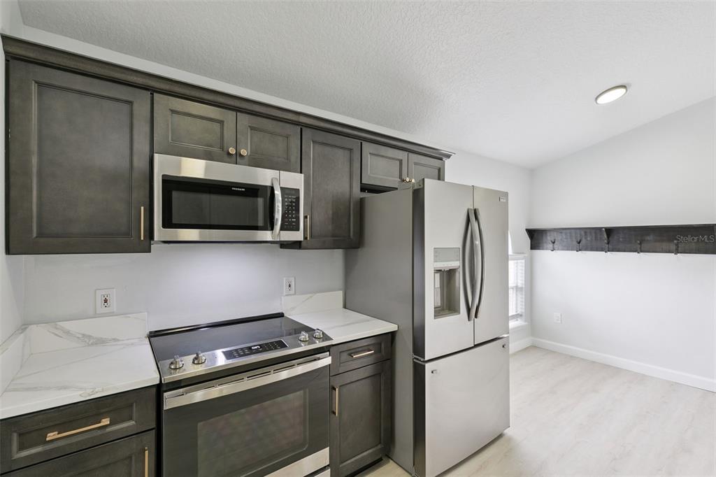 14426 LAKE PRICE DRIVE gallery image #13