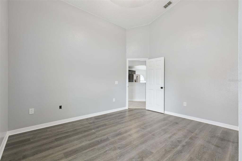 14426 LAKE PRICE DRIVE gallery image #18