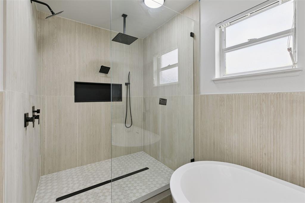 14426 LAKE PRICE DRIVE gallery image #22