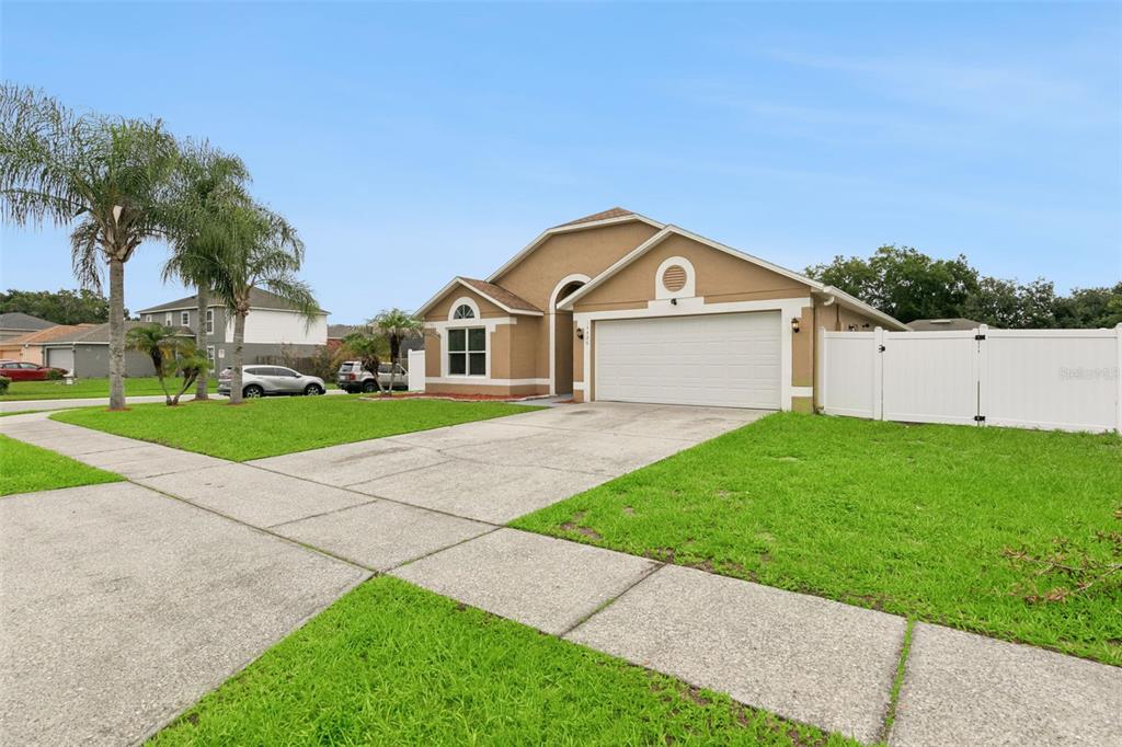 14426 LAKE PRICE DRIVE gallery image #3