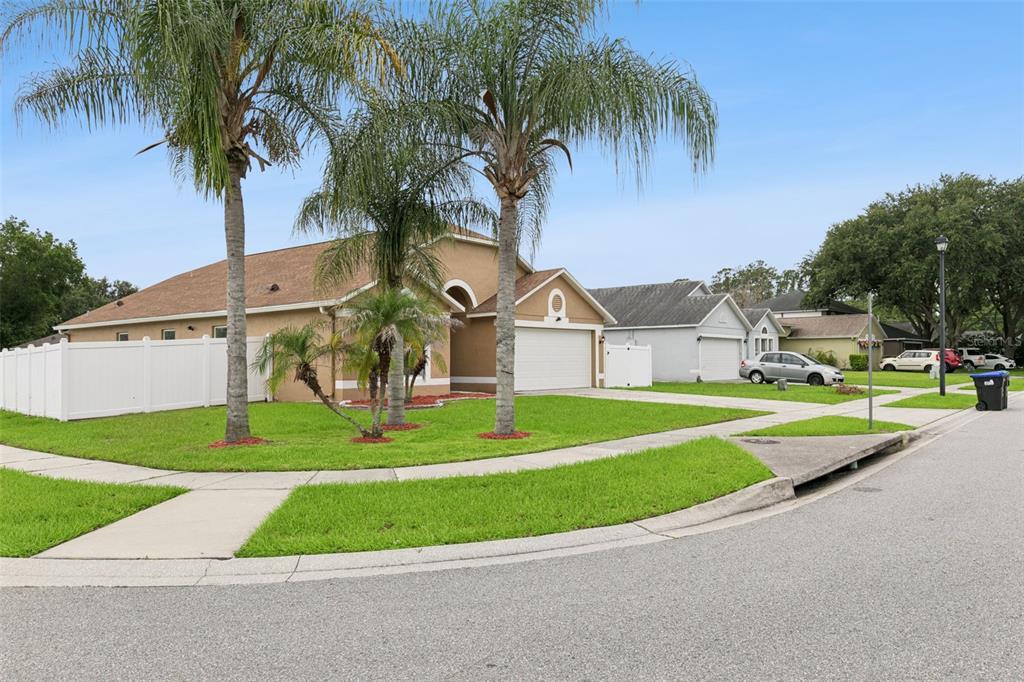 14426 LAKE PRICE DRIVE gallery image #35