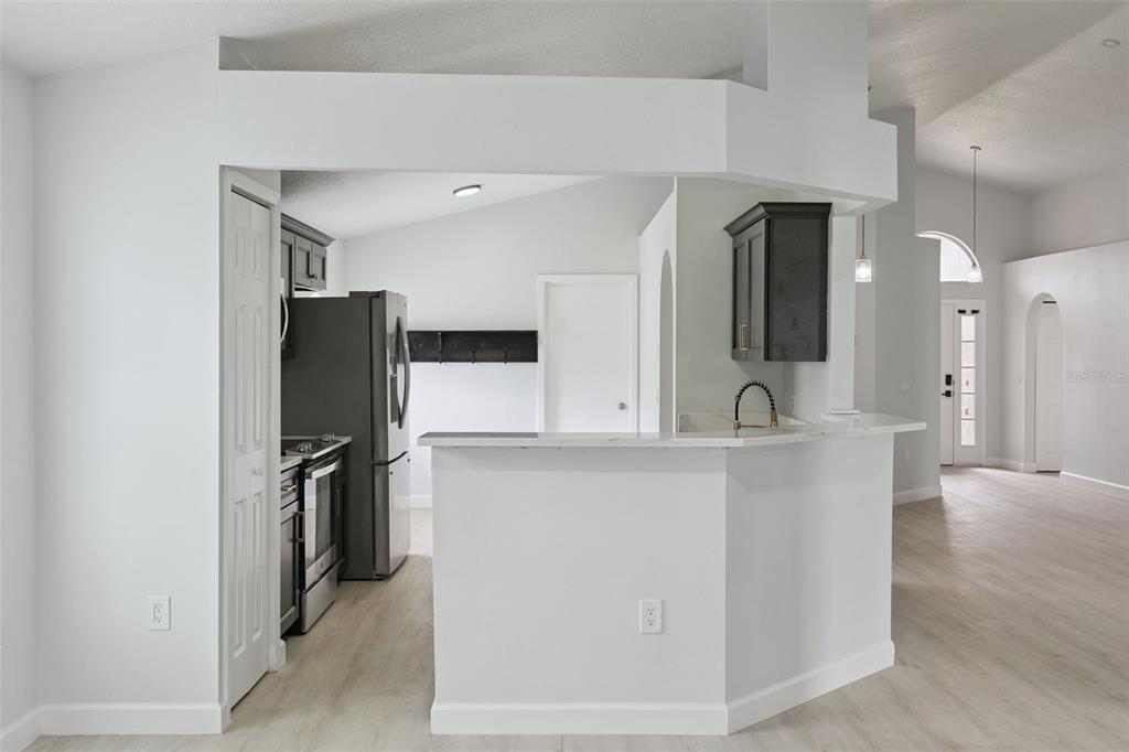 14426 LAKE PRICE DRIVE gallery image #9