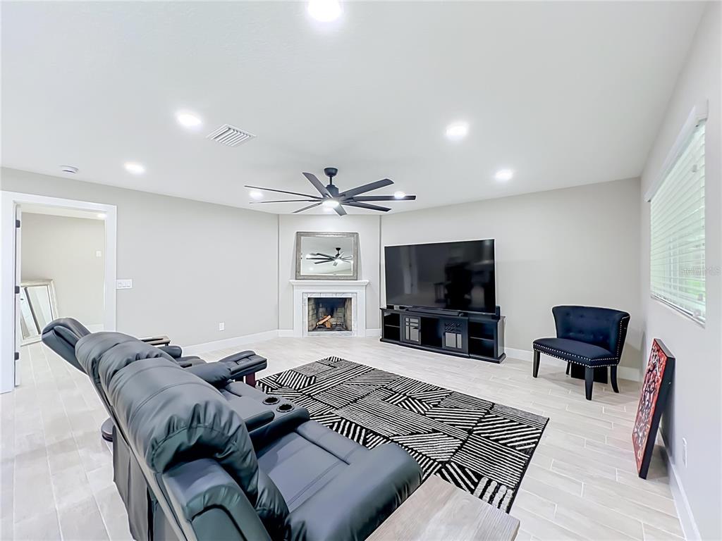 8078 NICKLAUS DRIVE gallery image #20