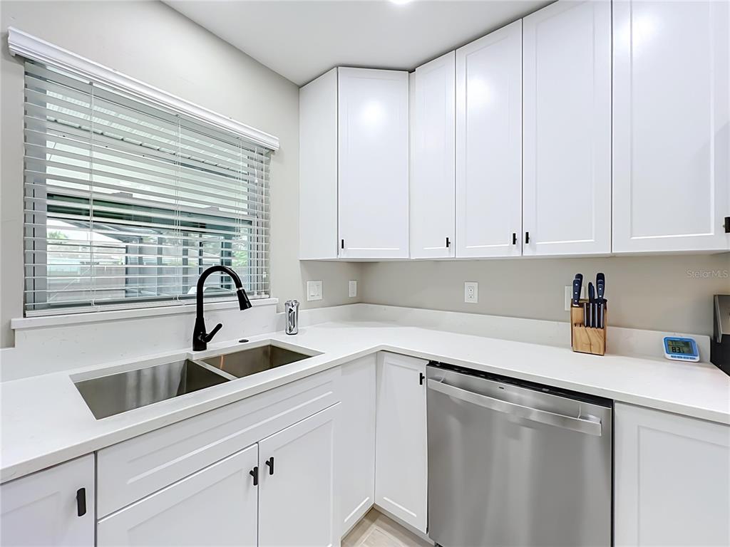 8078 NICKLAUS DRIVE gallery image #28