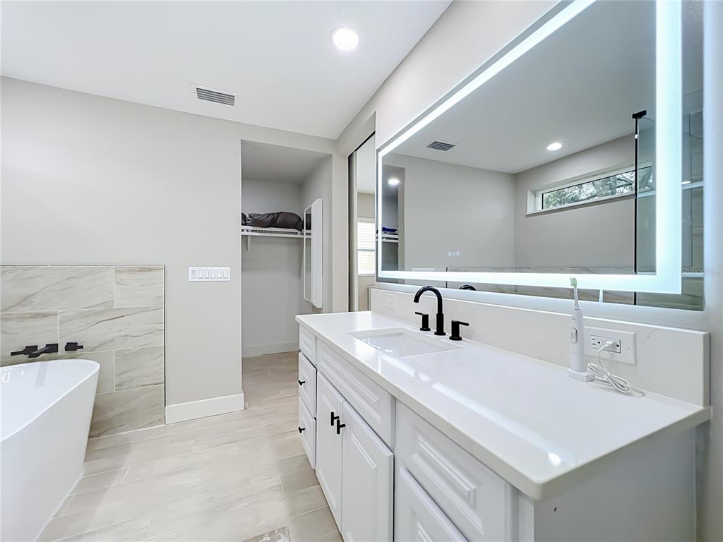 8078 NICKLAUS DRIVE gallery image #50