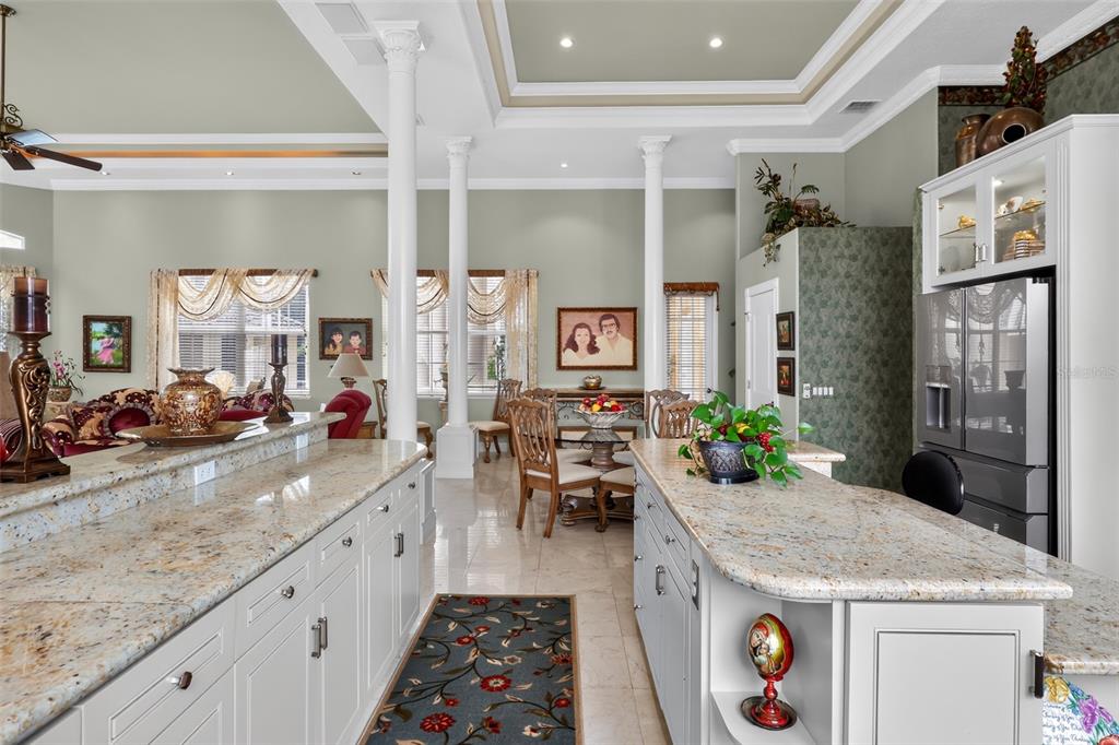 7957 S PARK PLACE gallery image #18