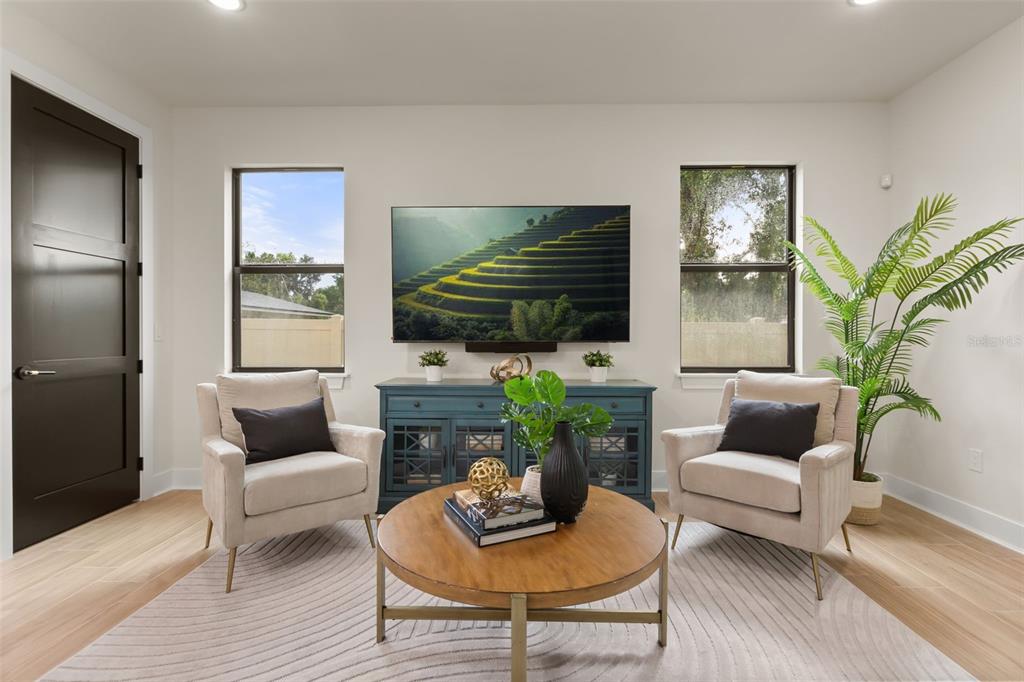 1910 CLOVERLAWN AVENUE gallery image #7
