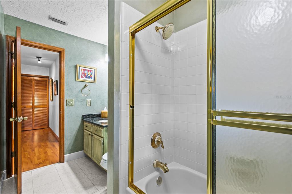944 ALMOND TREE CIRCLE gallery image #26