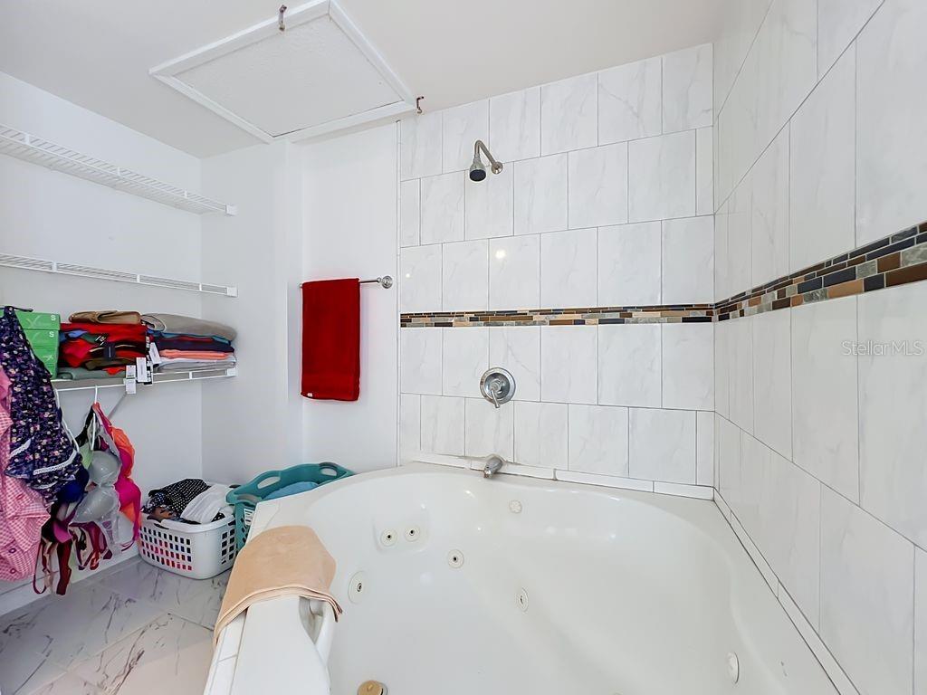 3549 SPRING LAND DRIVE gallery image #37