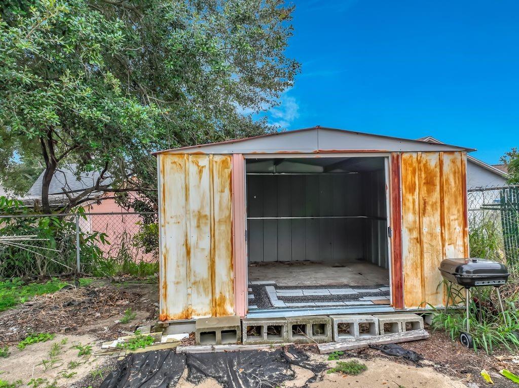 3549 SPRING LAND DRIVE gallery image #43