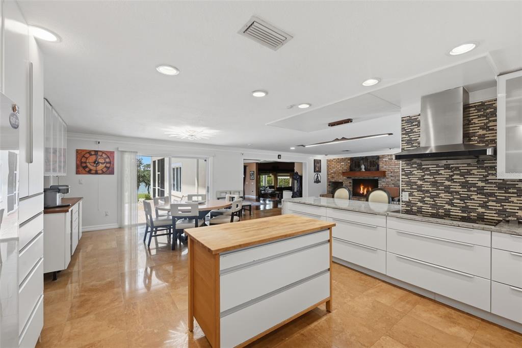 5912 TARAWOOD DRIVE gallery image #24