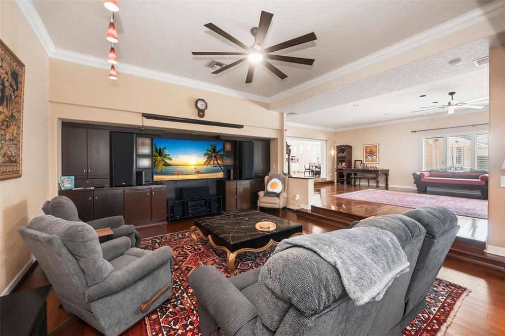 5912 TARAWOOD DRIVE gallery image #39