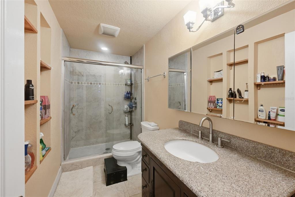 5912 TARAWOOD DRIVE gallery image #53