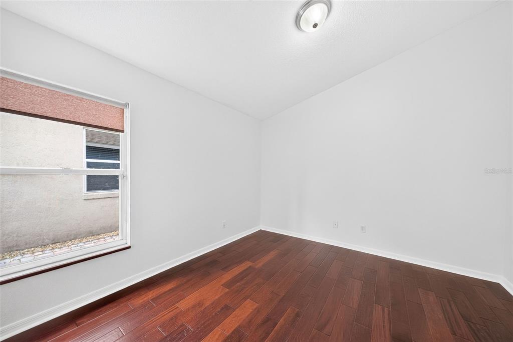 630 RIOMAR AVENUE gallery image #28