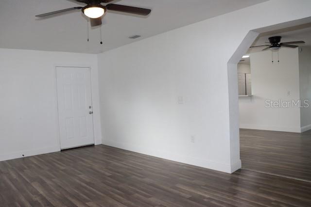 2113 LA DUE COURT gallery image #12