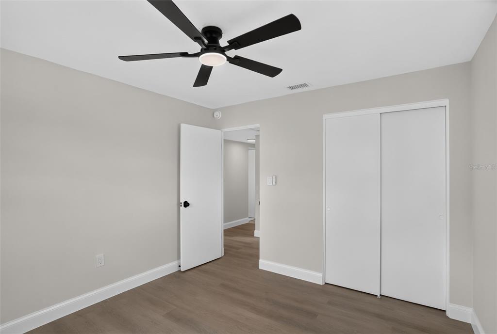 3413 PARIS PLACE gallery image #13