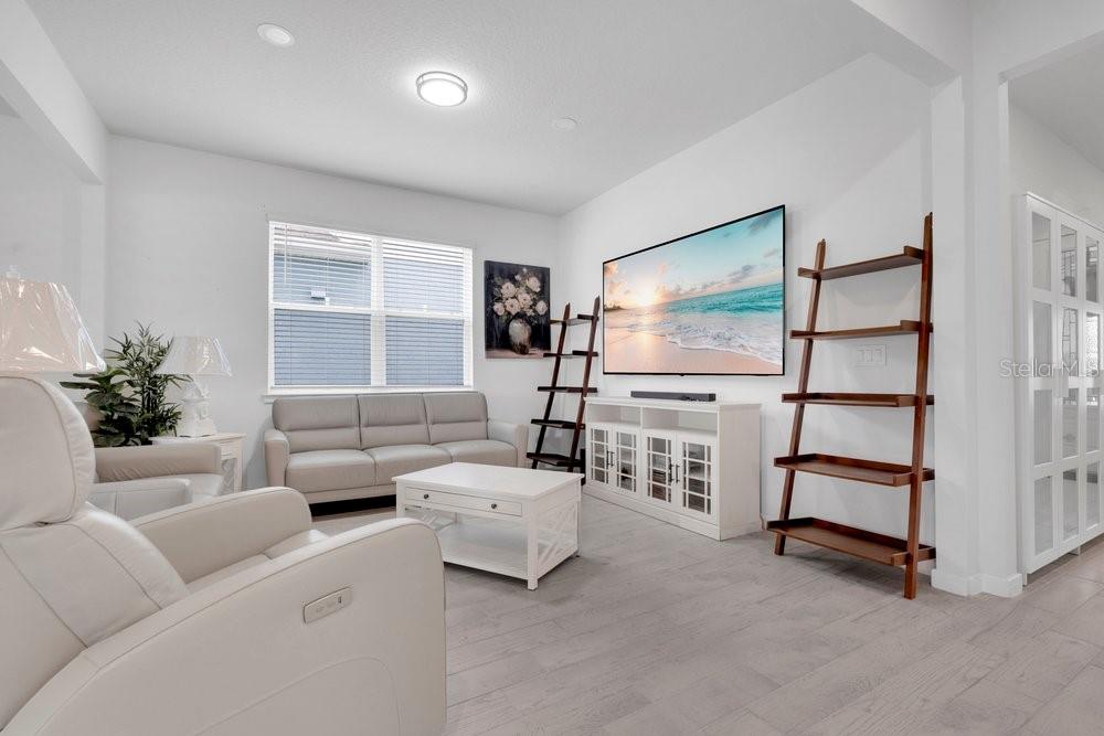 1457 GRAND PALM DRIVE gallery image #3