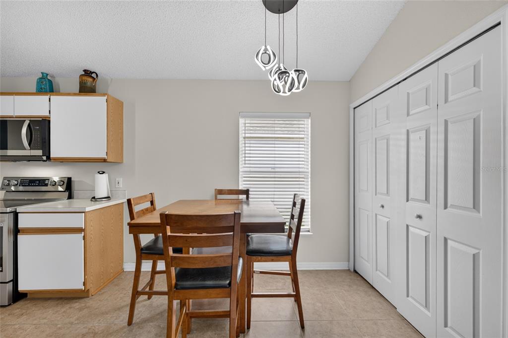 4338 STONEFIELD DRIVE gallery image #16