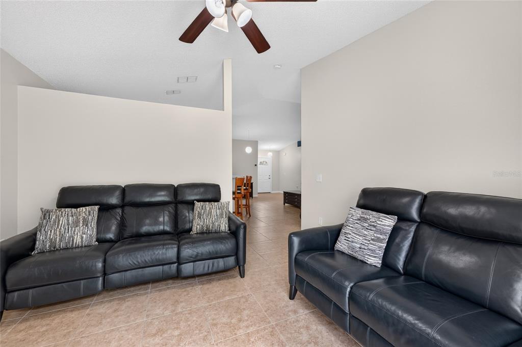 4338 STONEFIELD DRIVE gallery image #7
