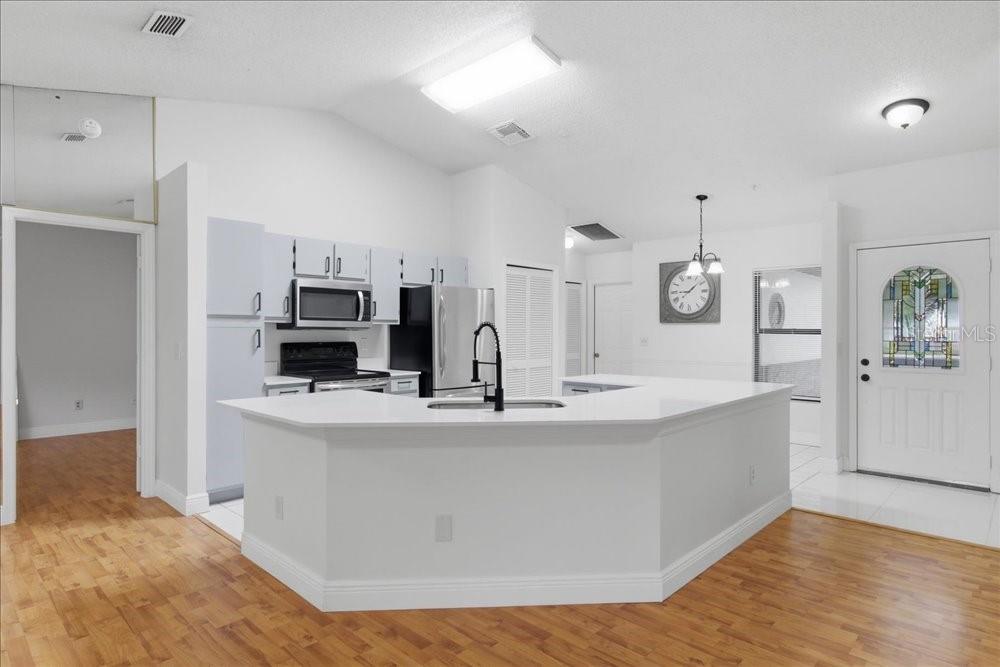 5513 CAURUS COURT gallery image #9